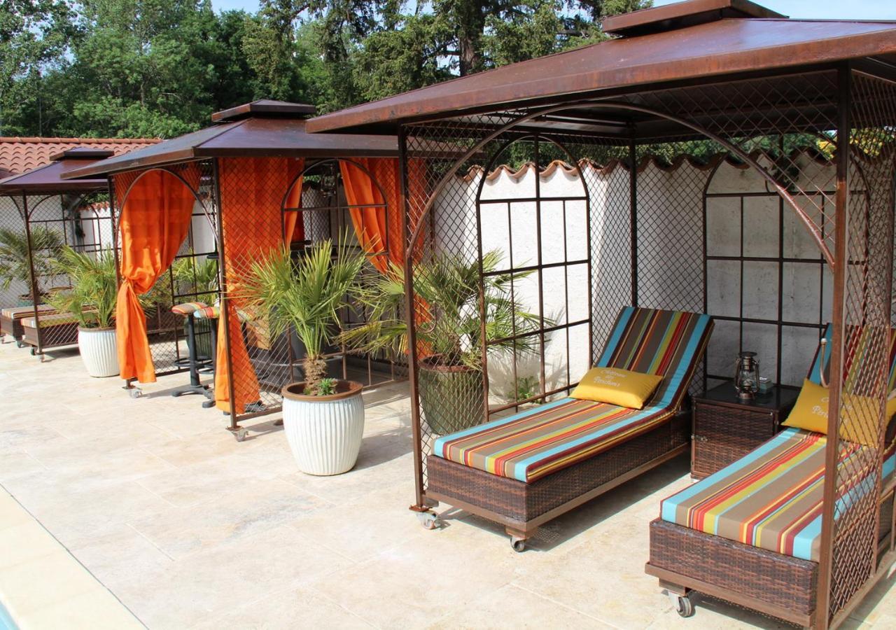 Chateau Des Perichons Poncins Ngoại thất bức ảnh