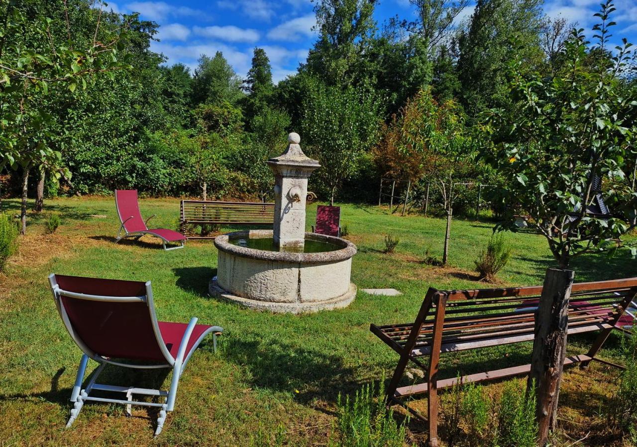Chateau Des Perichons Poncins Ngoại thất bức ảnh